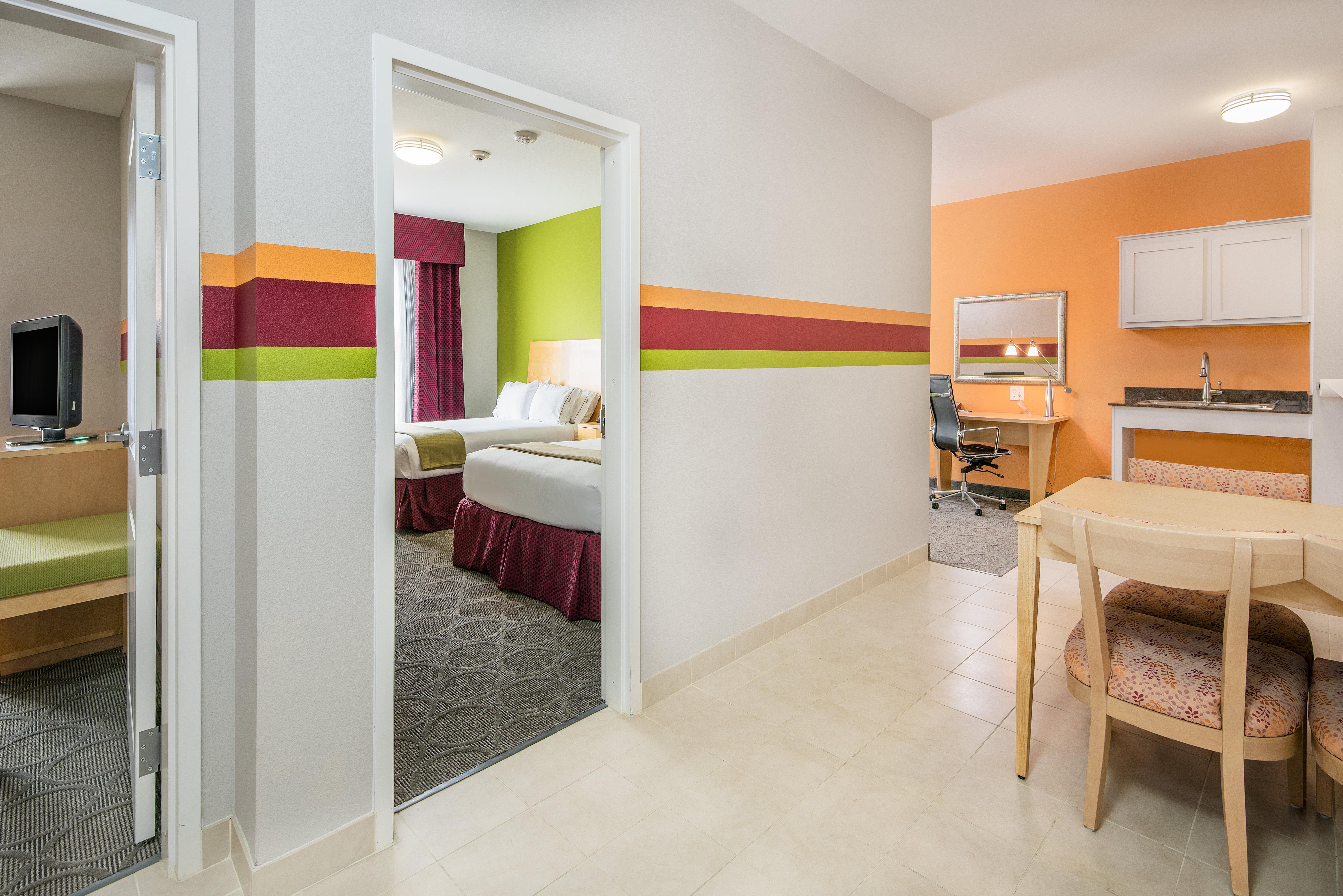 Holiday Inn Express Hotel & Suites Clute-Lake Jackson By Ihg Εξωτερικό φωτογραφία