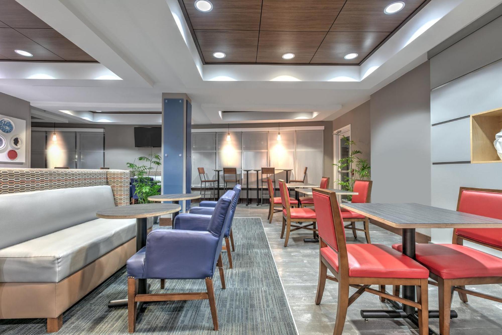 Holiday Inn Express Hotel & Suites Clute-Lake Jackson By Ihg Εξωτερικό φωτογραφία