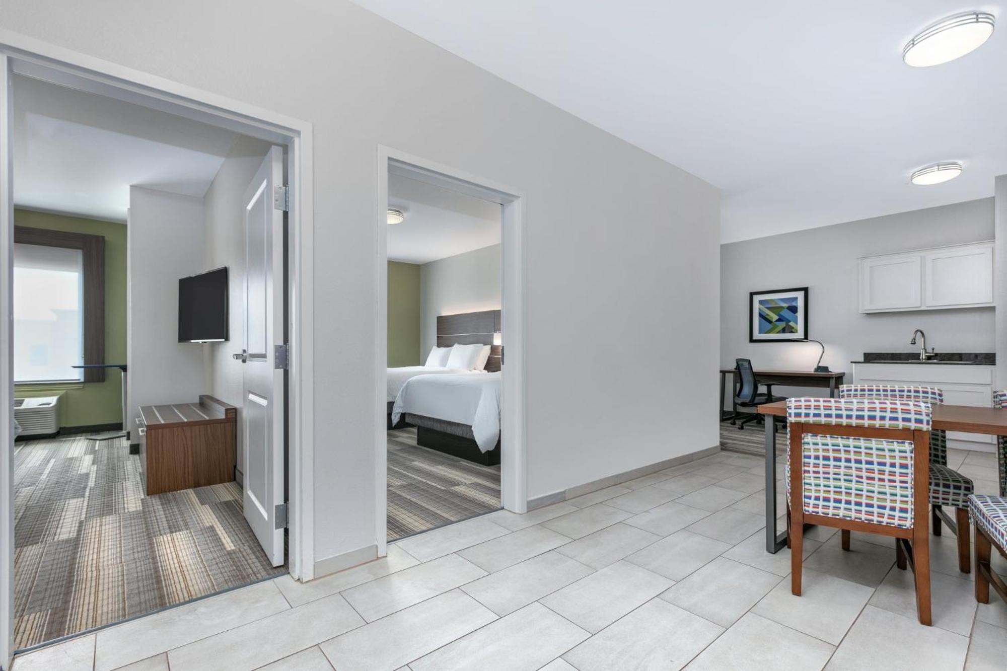 Holiday Inn Express Hotel & Suites Clute-Lake Jackson By Ihg Εξωτερικό φωτογραφία
