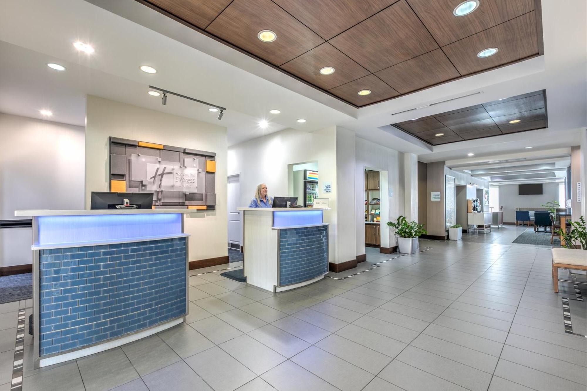 Holiday Inn Express Hotel & Suites Clute-Lake Jackson By Ihg Εξωτερικό φωτογραφία