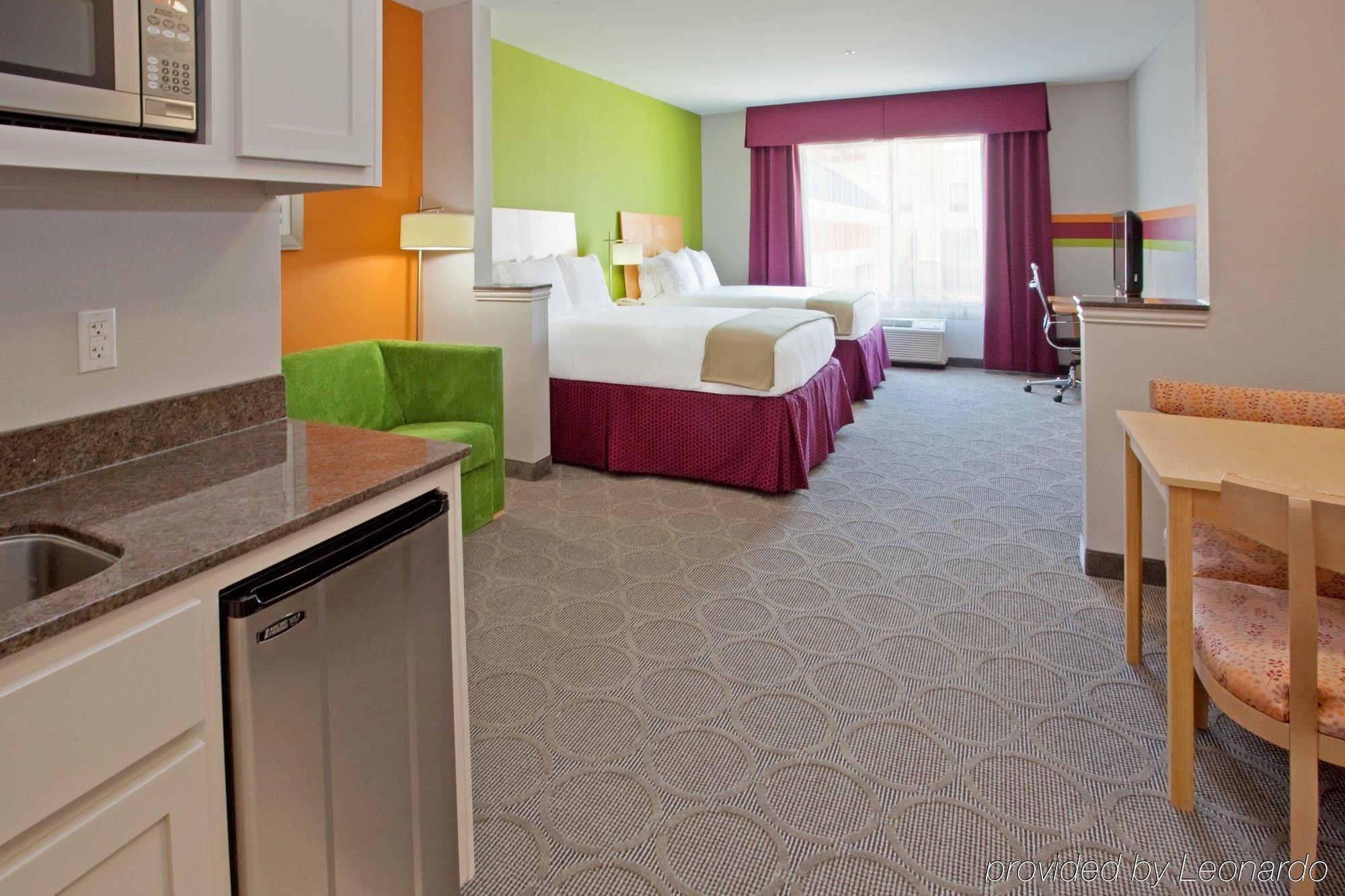Holiday Inn Express Hotel & Suites Clute-Lake Jackson By Ihg Δωμάτιο φωτογραφία