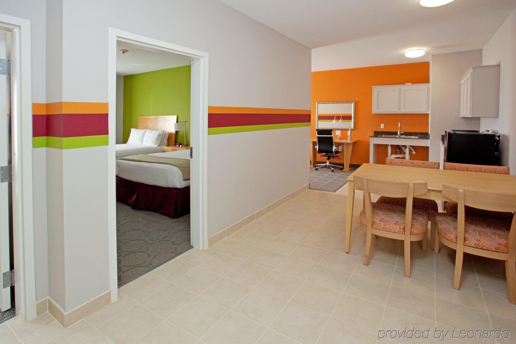 Holiday Inn Express Hotel & Suites Clute-Lake Jackson By Ihg Δωμάτιο φωτογραφία